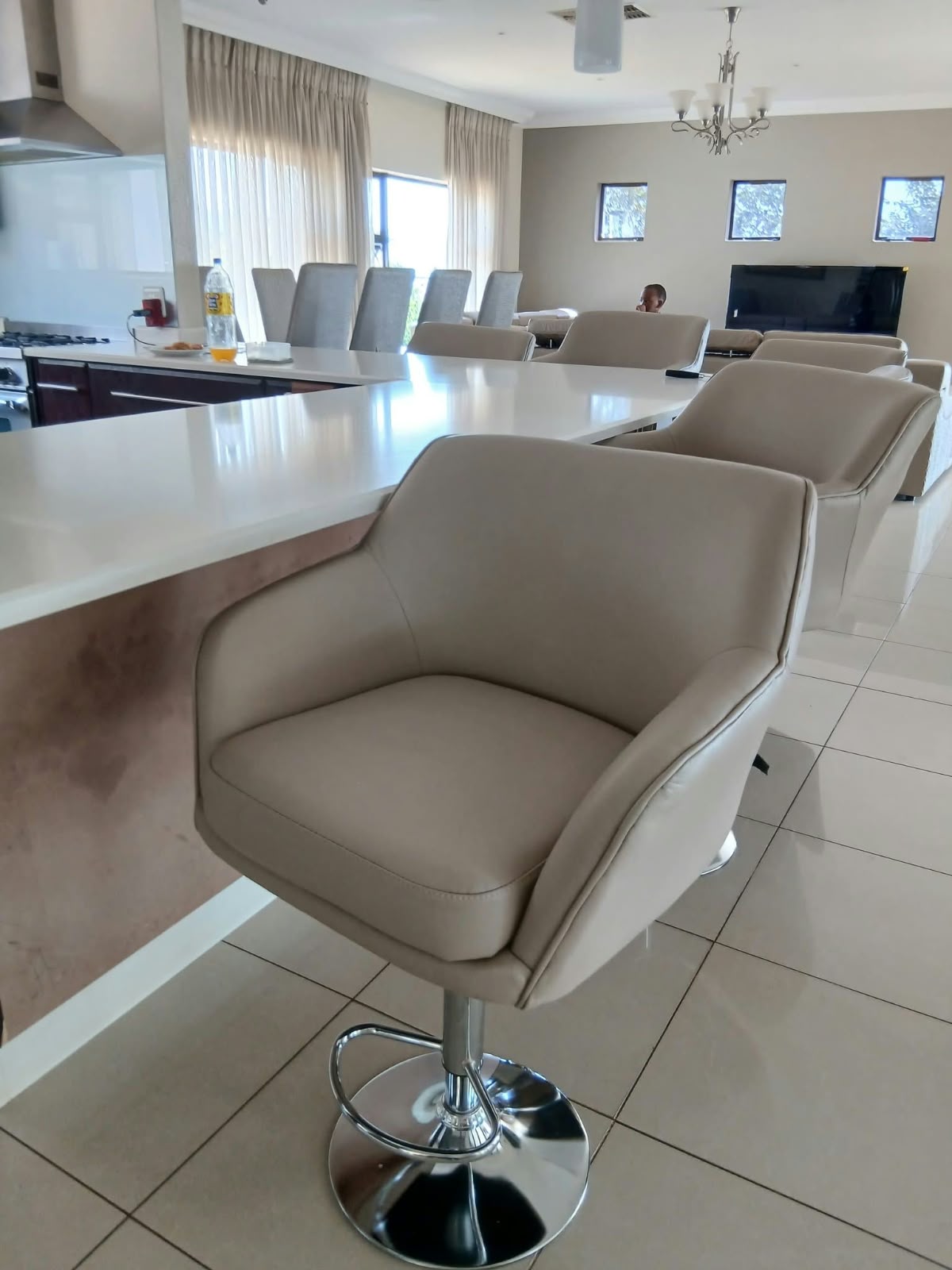 Shad Bar Chair
