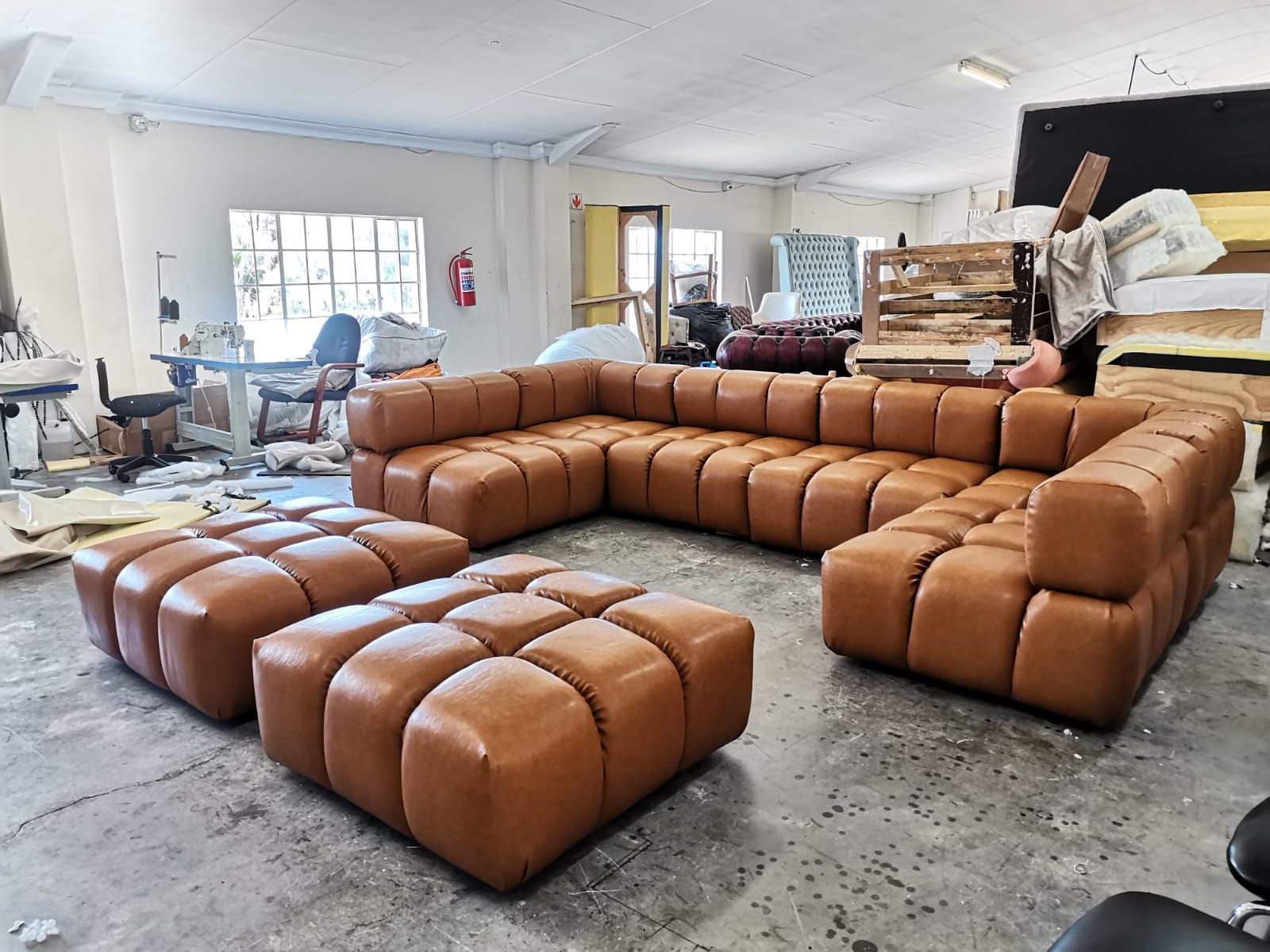 PALESA LEATHER SOFA