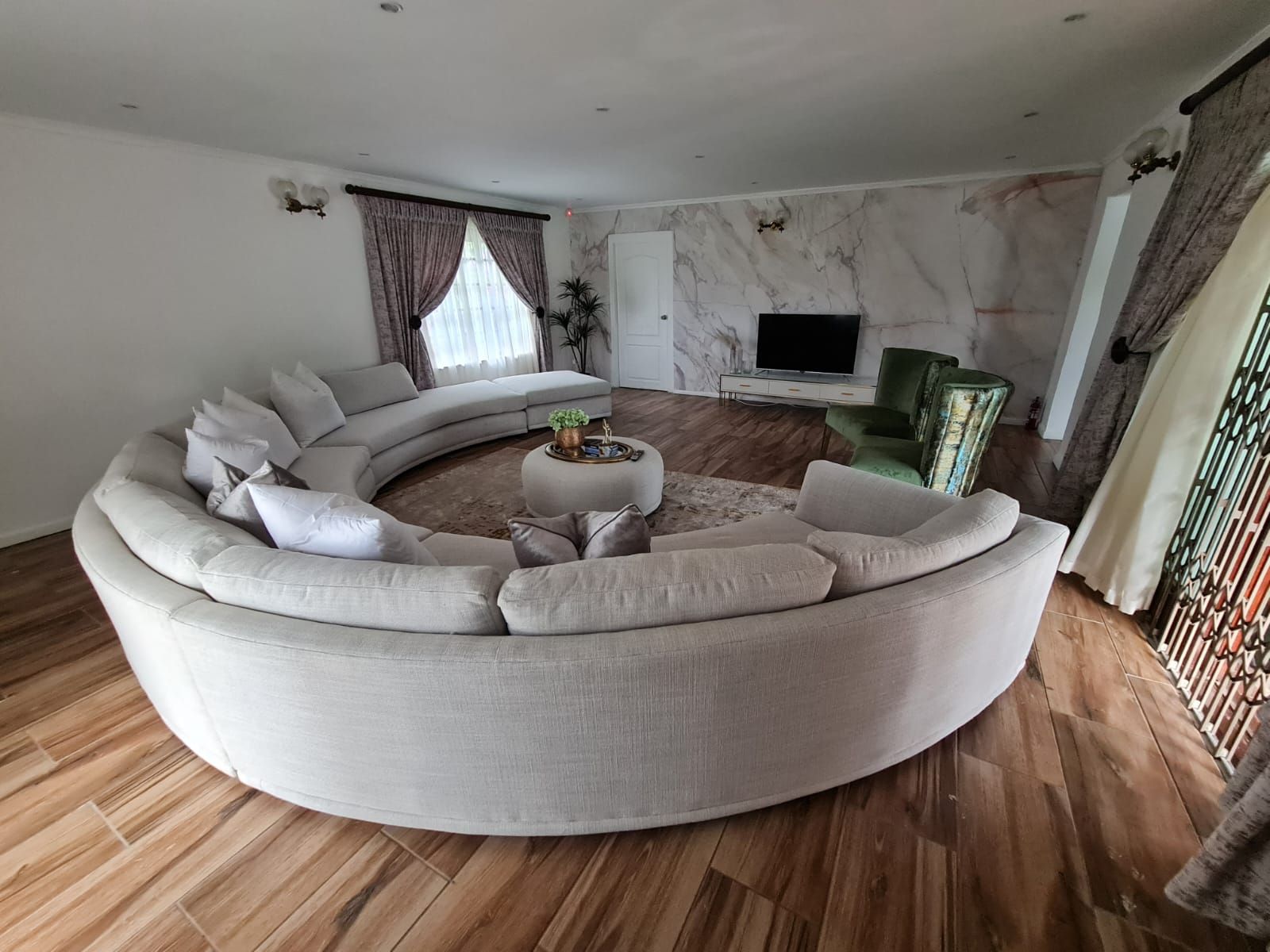 Bikani Curved Sofa