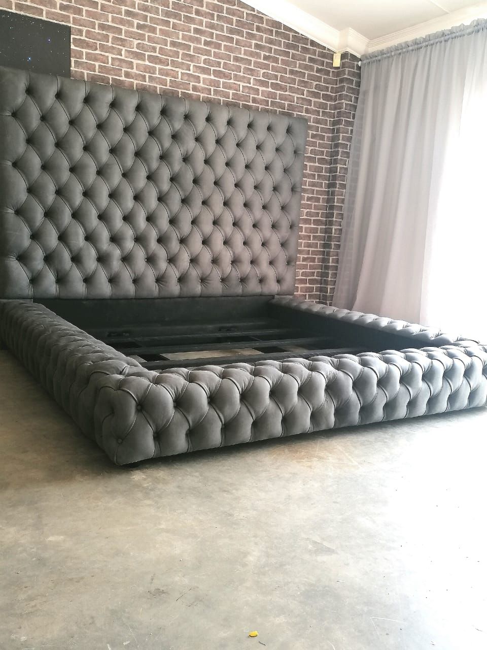 Melanie Bed