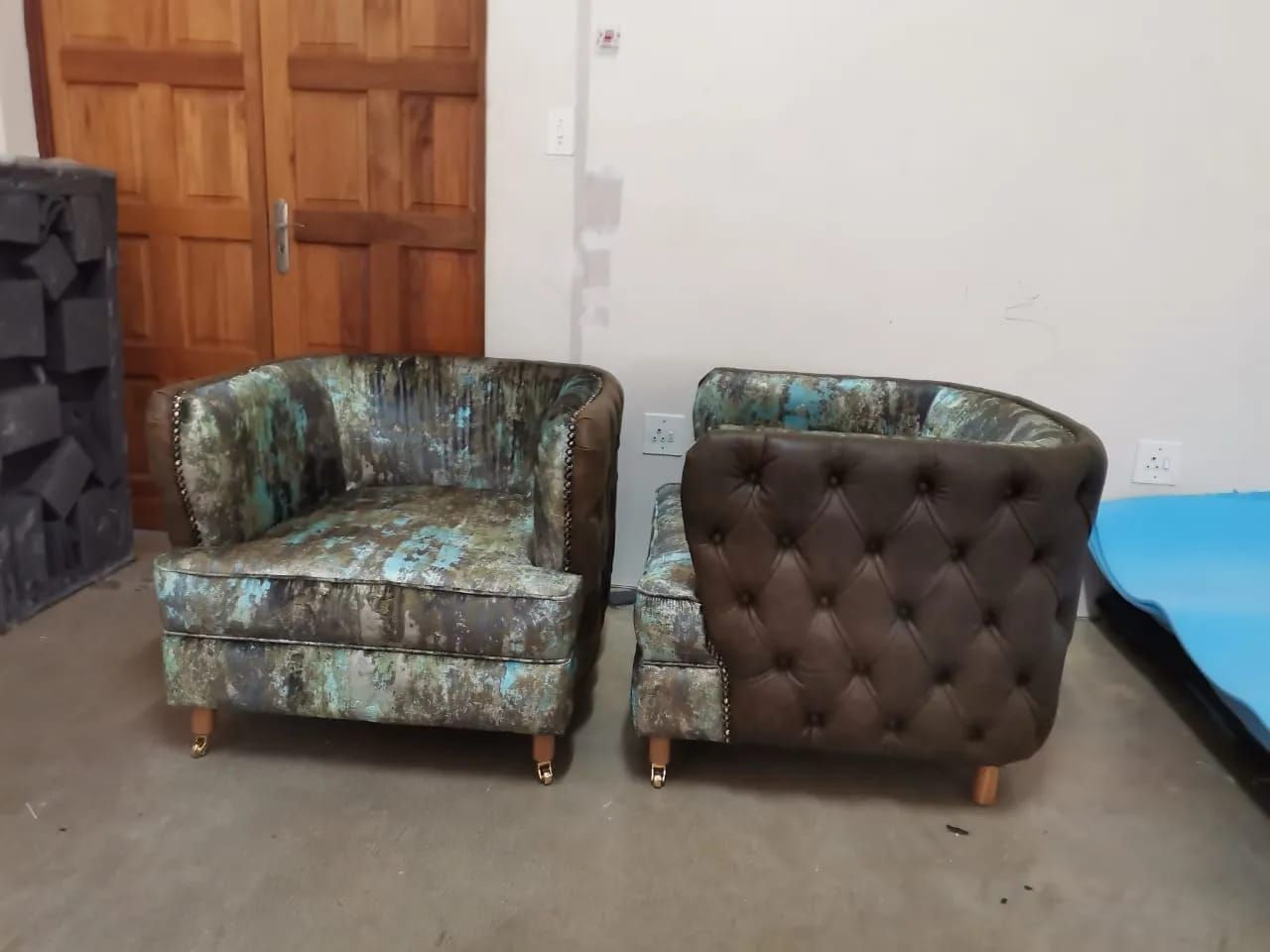 Sekwakwa chairs